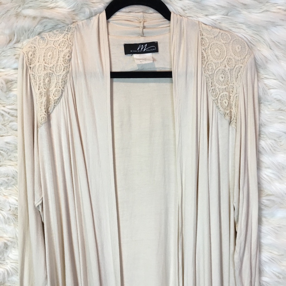 Midnight Velvet cream with lace accents sweater size XL